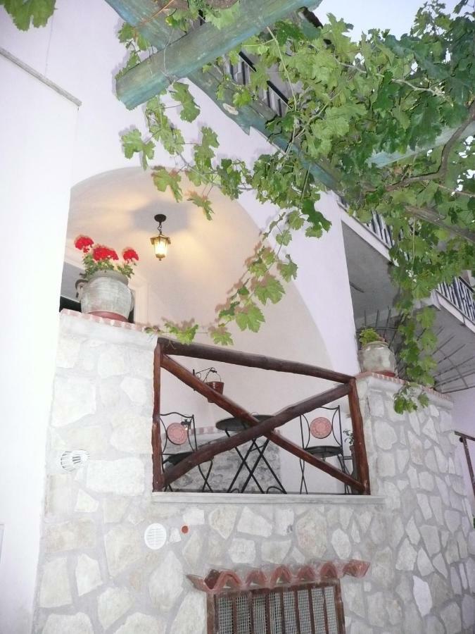 Residenza Antico Borgo Del Pozzo Aparthotel ตรามอนติ ภายนอก รูปภาพ
