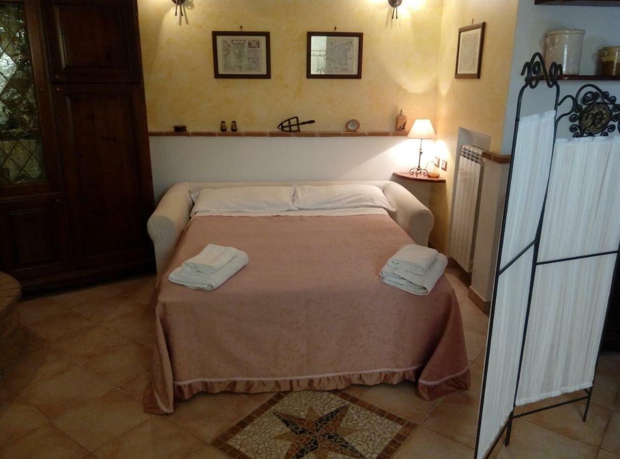 Residenza Antico Borgo Del Pozzo Aparthotel ตรามอนติ ภายนอก รูปภาพ